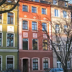 https://pension-am-helenenwall.topcolognehotels.com